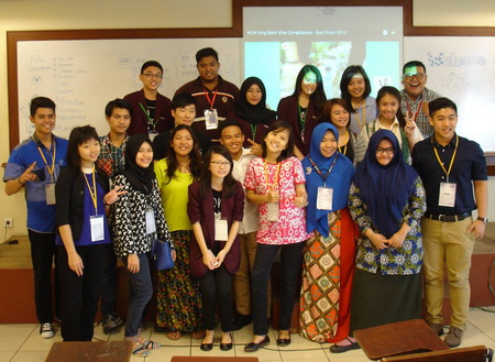 Sinh viên Chương trình Liên kết quốc tế Trường ĐH Giao thông vận tải TP.HCM tham gia cuộc thi “Asian English Olympic 2016” (Indonesia)